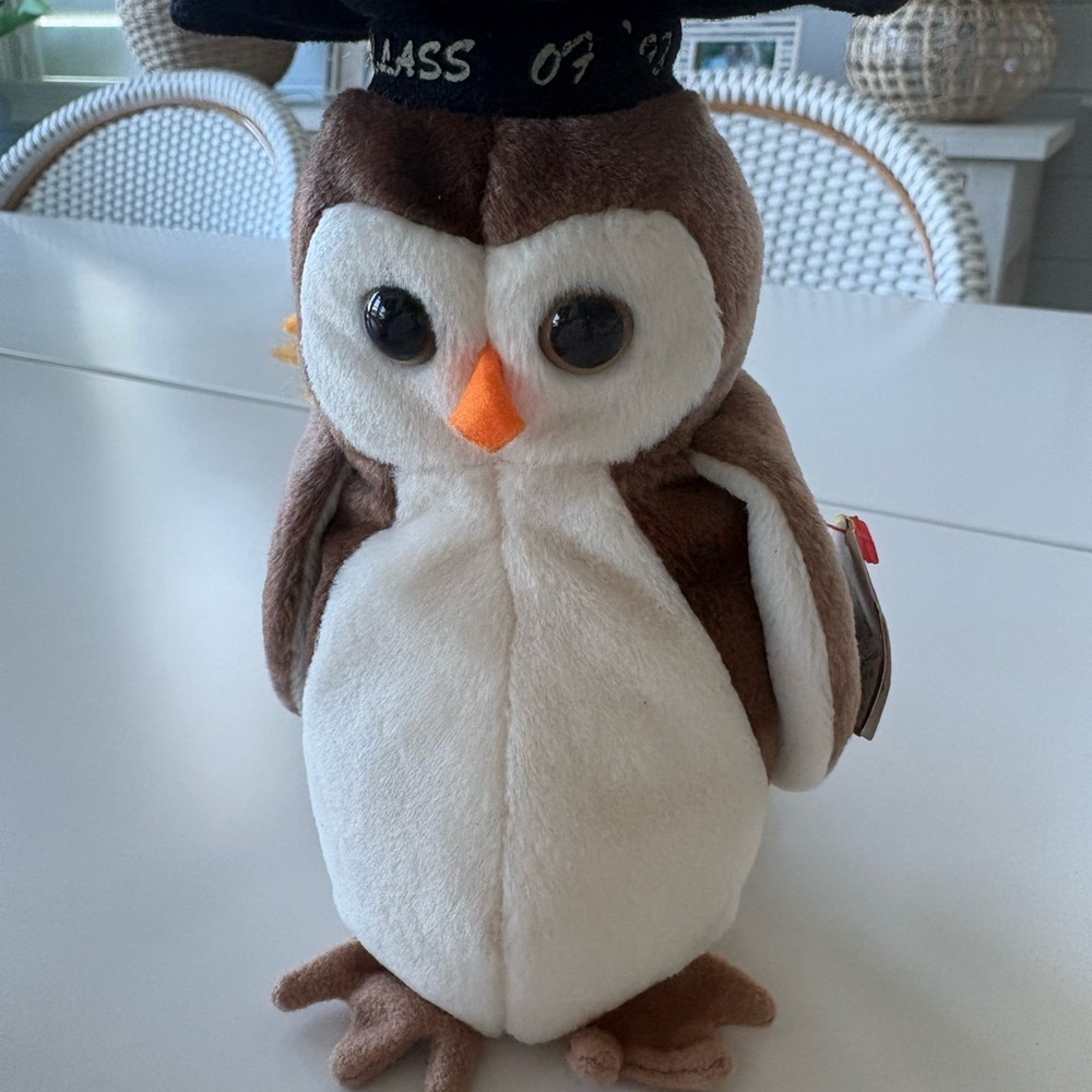 Ty Brown and White Graduation Owl Beanie Baby- Class of ‘98